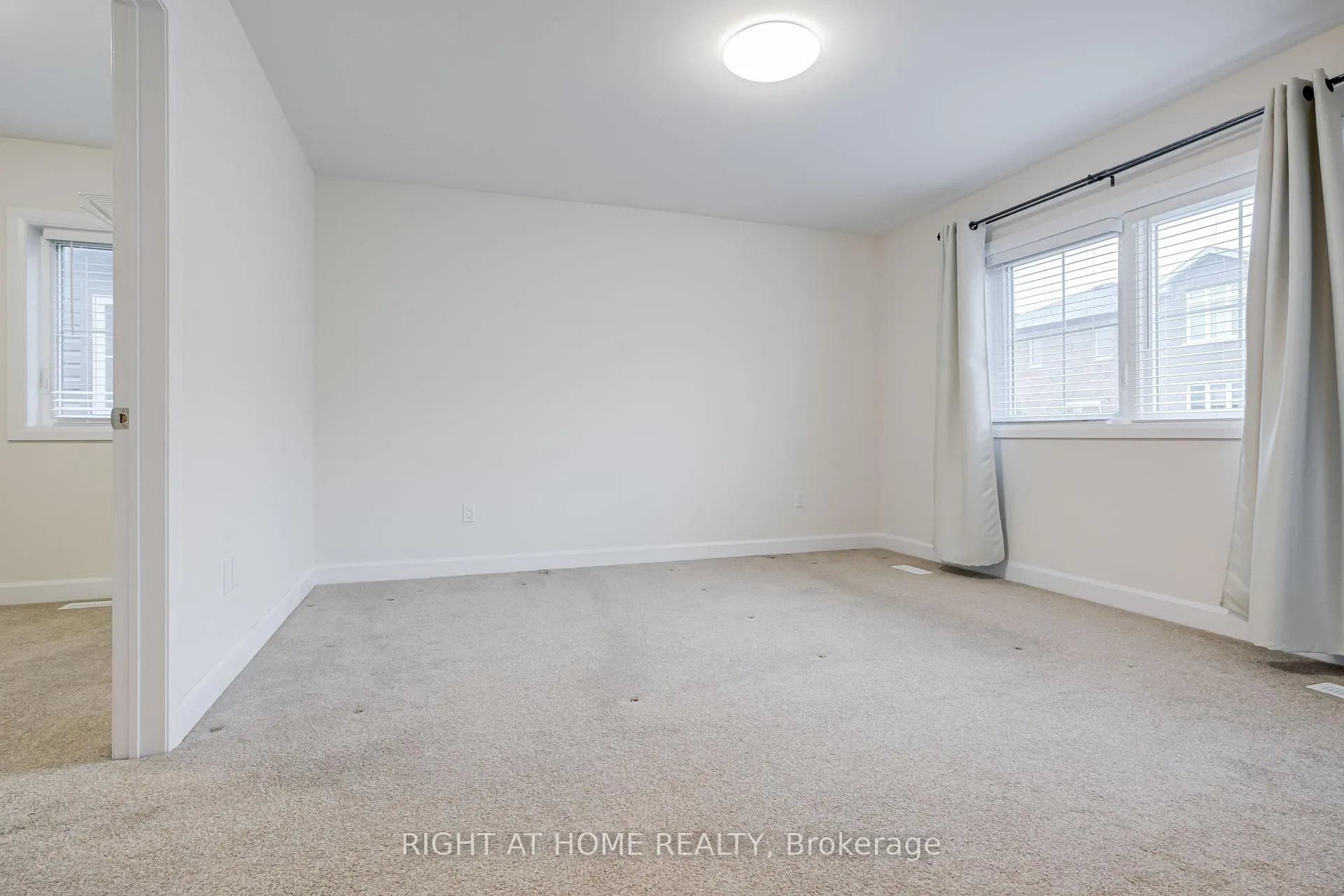 Photo 19 of 520 Clayton Avenue, Peterborough, Monaghan Ward 2 — HOMEH