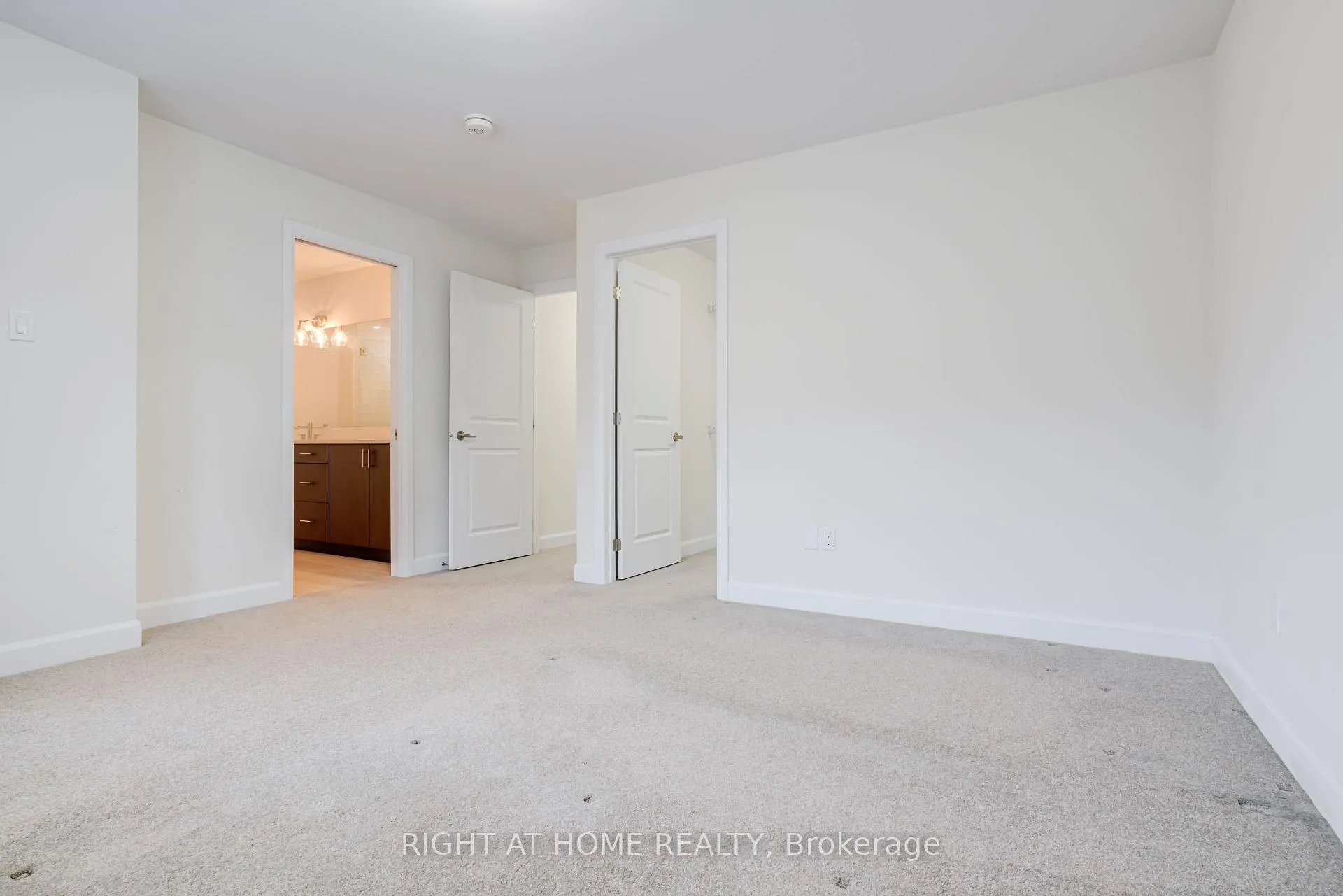 Photo 20 of 520 Clayton Avenue, Peterborough, Monaghan Ward 2 — HOMEH