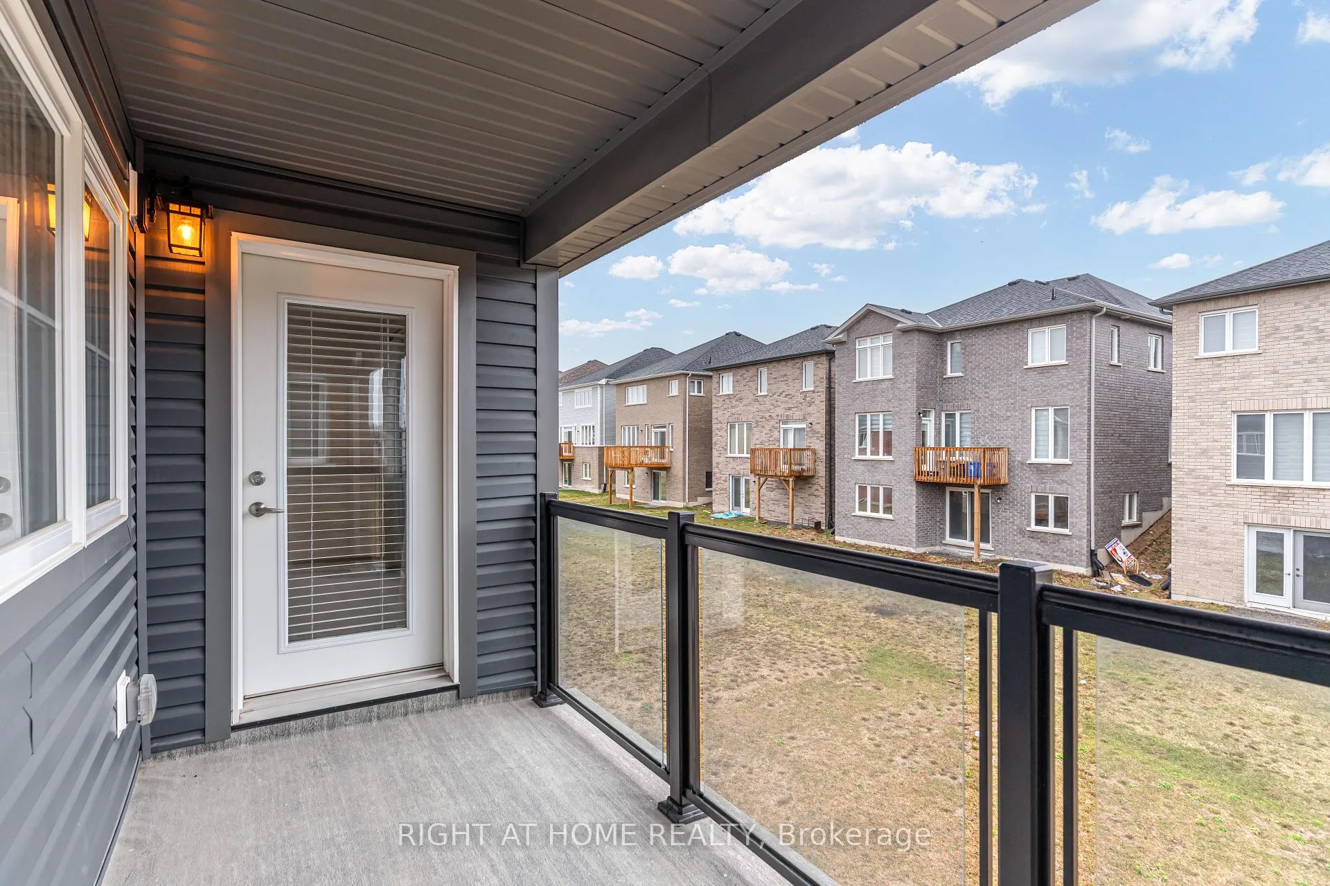 Photo 25 of 520 Clayton Avenue, Peterborough, Monaghan Ward 2 — HOMEH