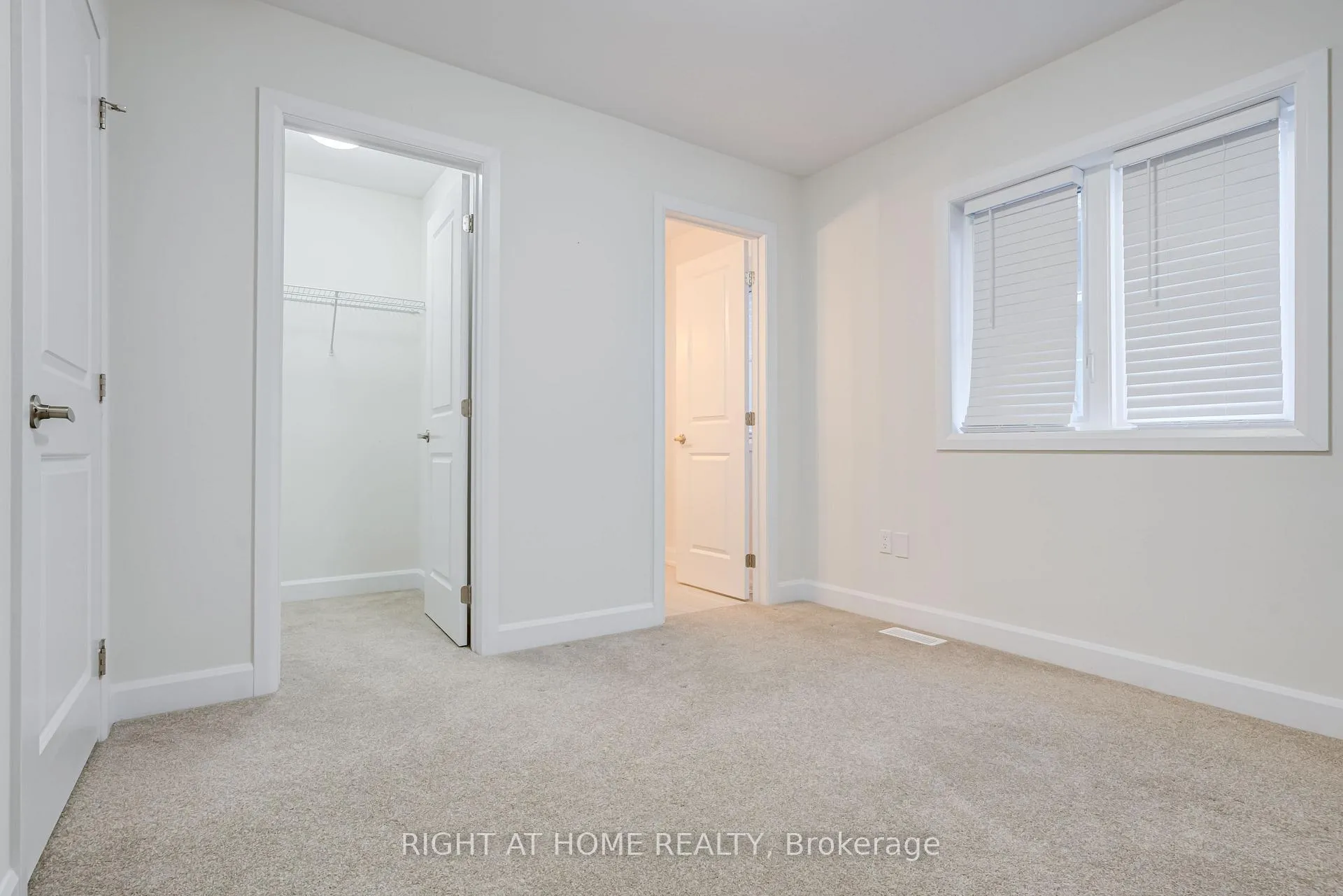 Photo 40 of 520 Clayton Avenue, Peterborough, Monaghan Ward 2 — HOMEH