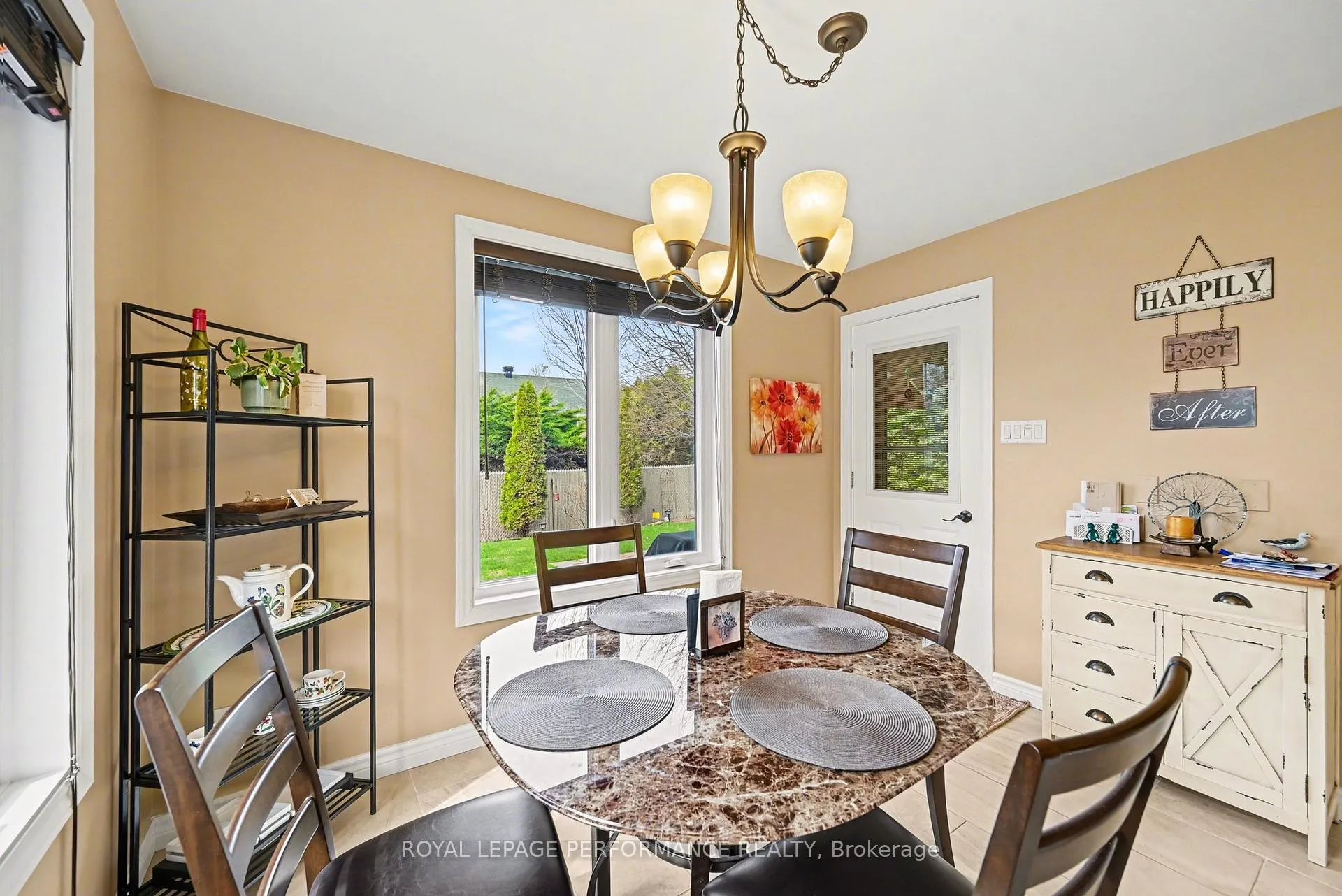 Photo 16 of 855 Kenyon Crescent, Cornwall — HOMEH