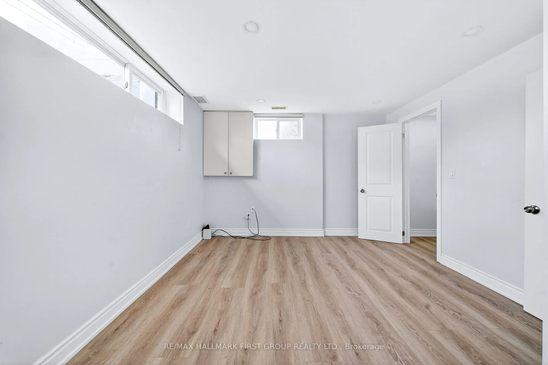 Photo 35 of 50 Gilroy Drive, Scarborough, Dorset Park — HOMEH
