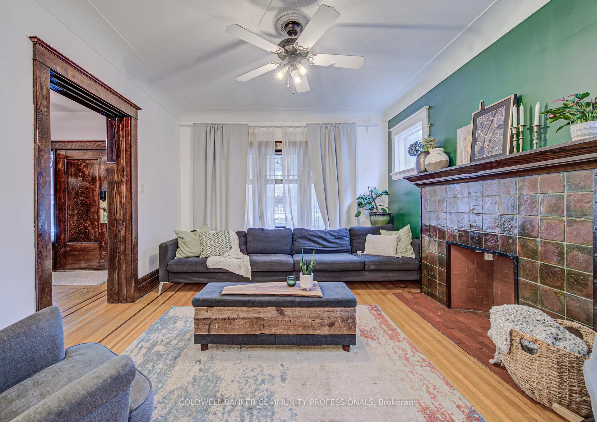 Photo 8 of 114 Prospect Street S, Hamilton, Stipley — HOMEH