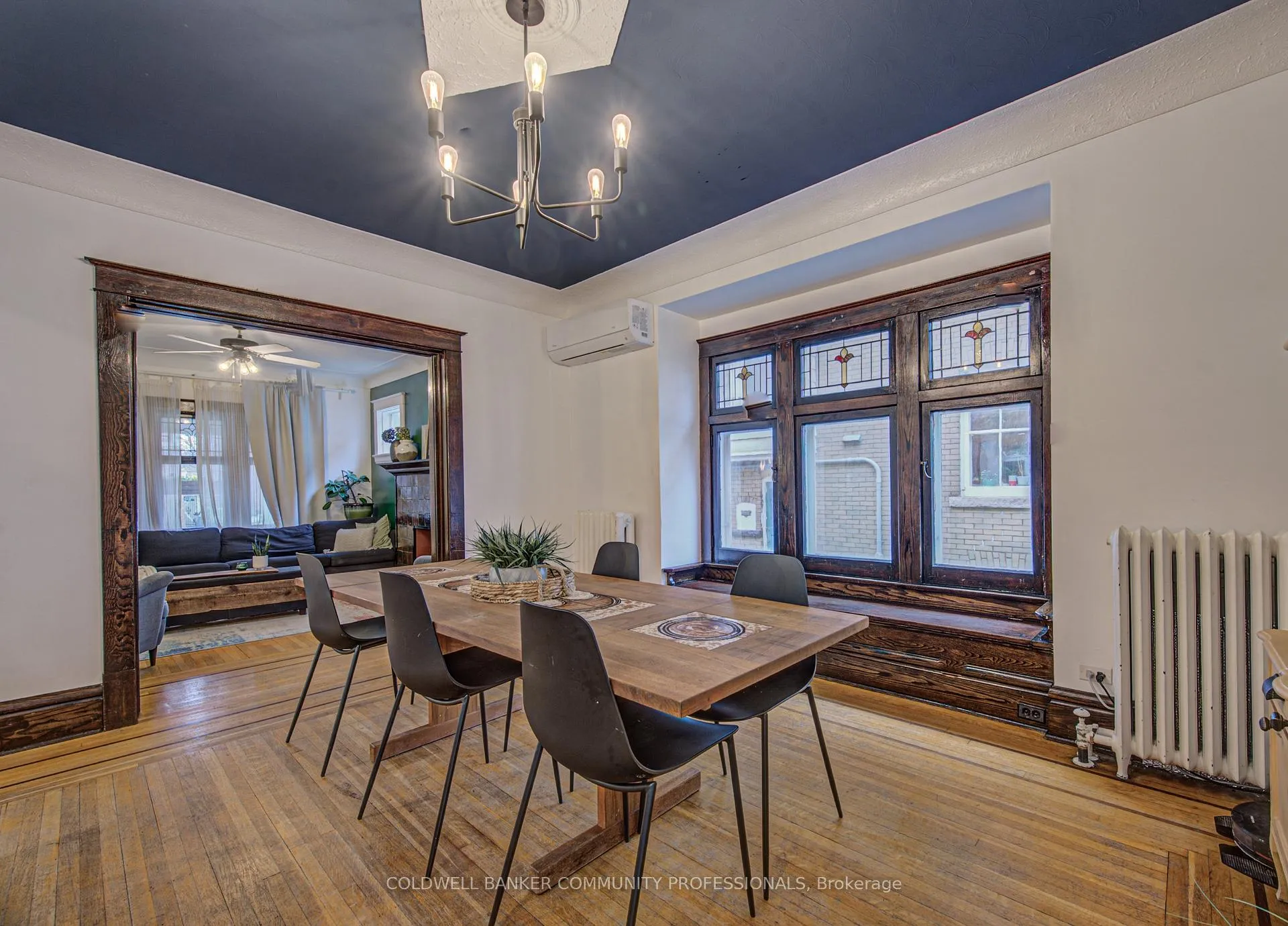 Photo 10 of 114 Prospect Street S, Hamilton, Stipley — HOMEH