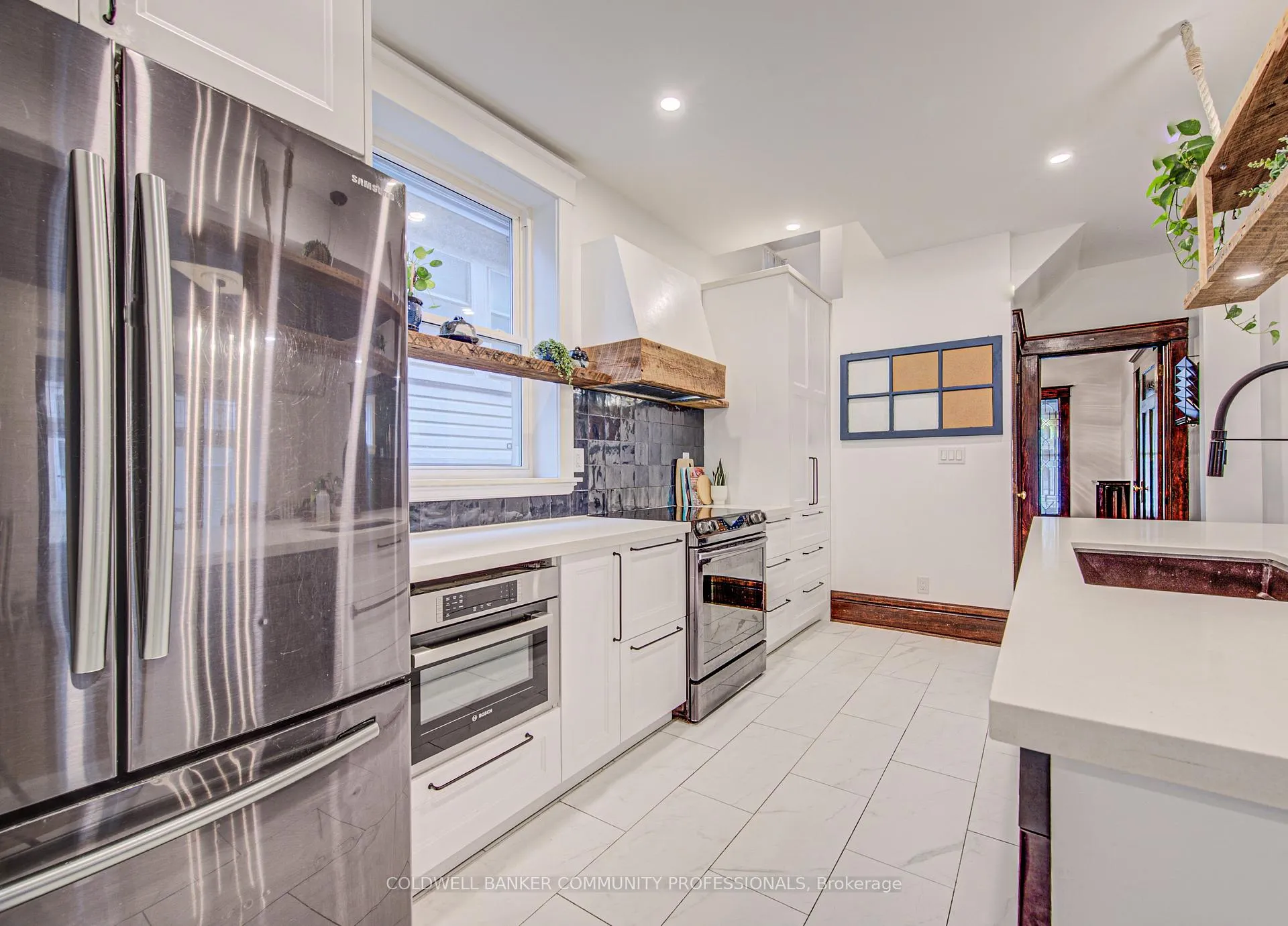 Photo 13 of 114 Prospect Street S, Hamilton, Stipley — HOMEH