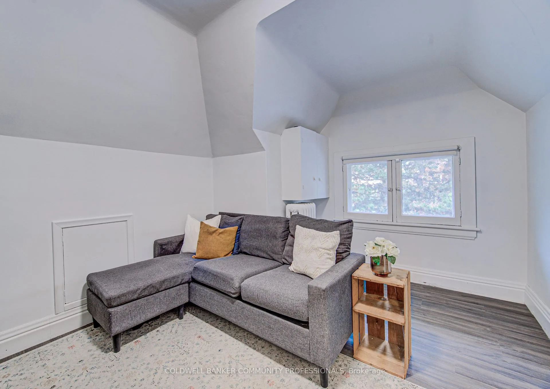 Photo 35 of 114 Prospect Street S, Hamilton, Stipley — HOMEH