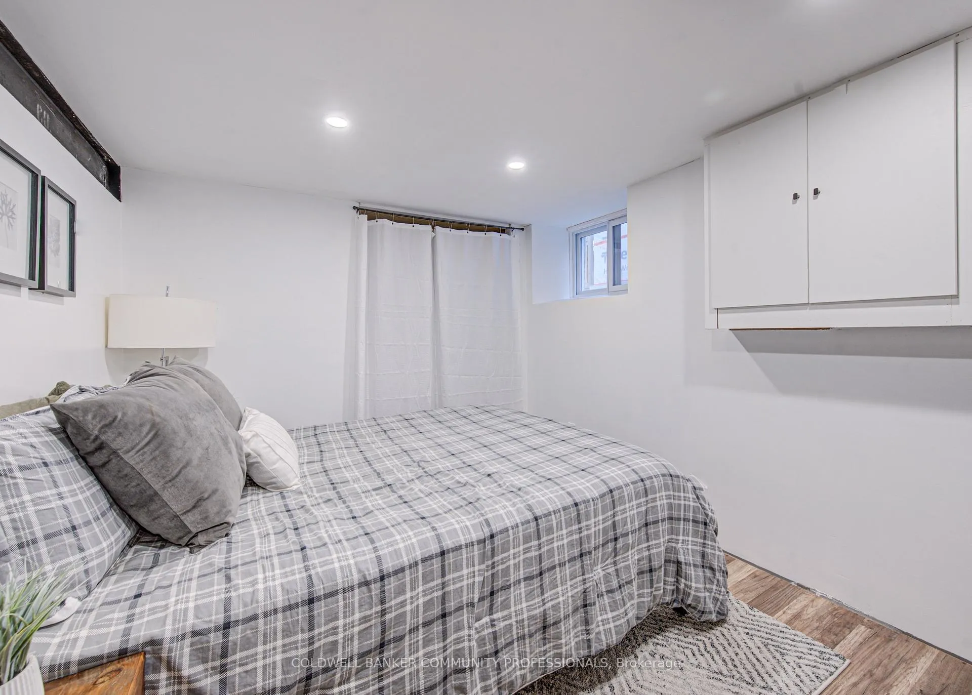 Photo 41 of 114 Prospect Street S, Hamilton, Stipley — HOMEH
