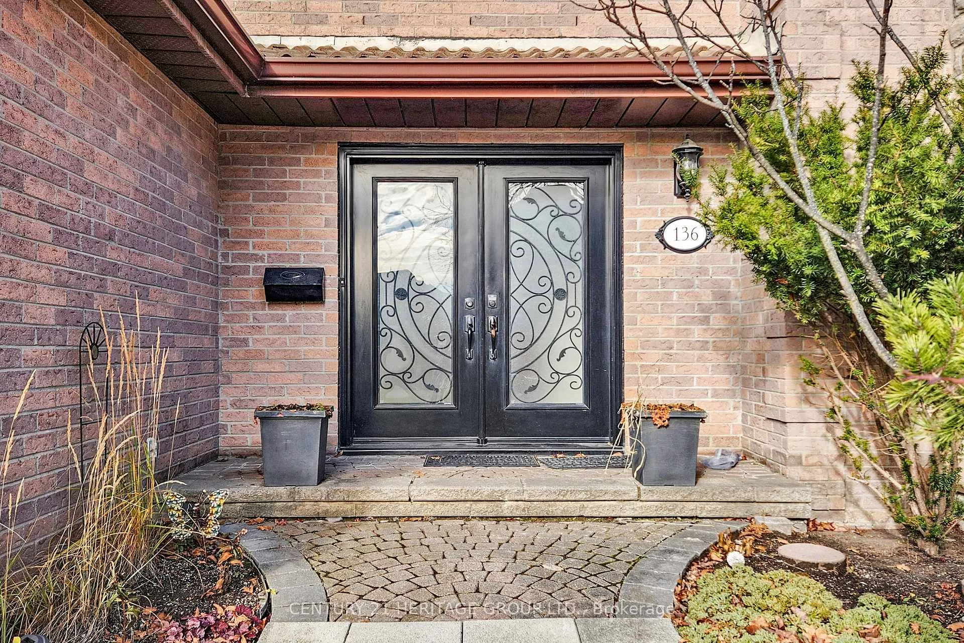 Photo 2 of 136 Cranberry Lane, Aurora, Aurora Highlands — HOMEH