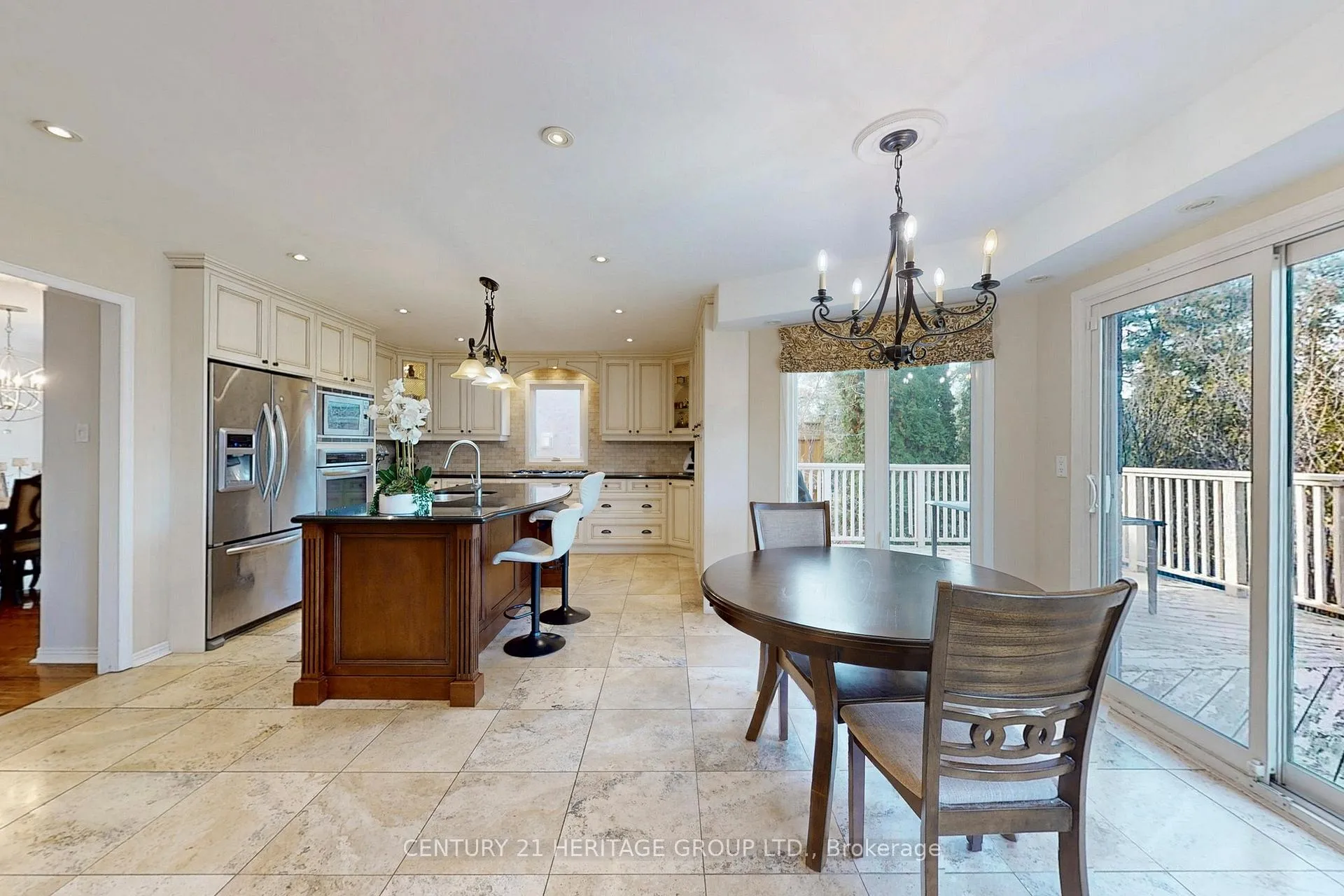 Photo 8 of 136 Cranberry Lane, Aurora, Aurora Highlands — HOMEH