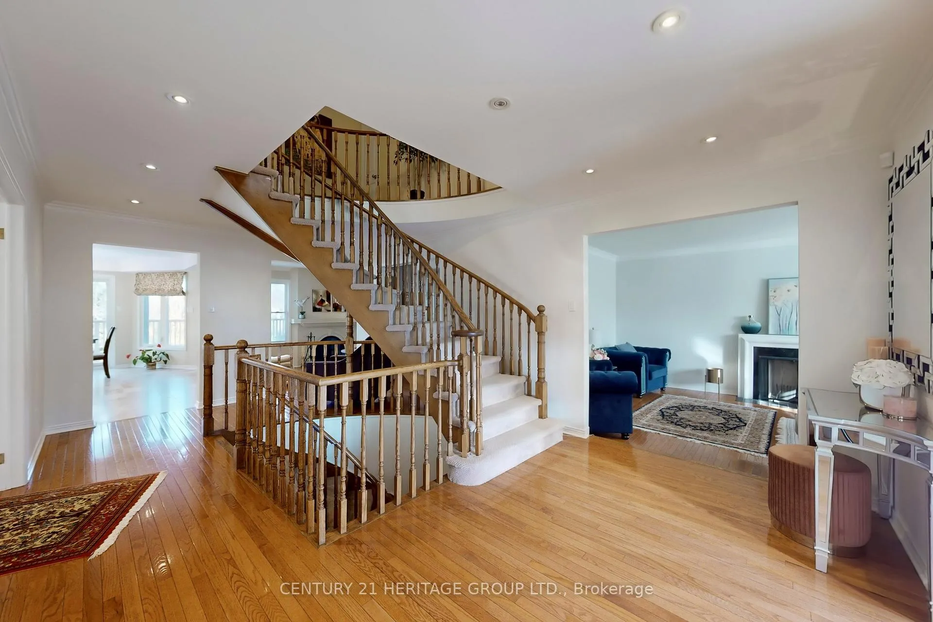 Photo 18 of 136 Cranberry Lane, Aurora, Aurora Highlands — HOMEH