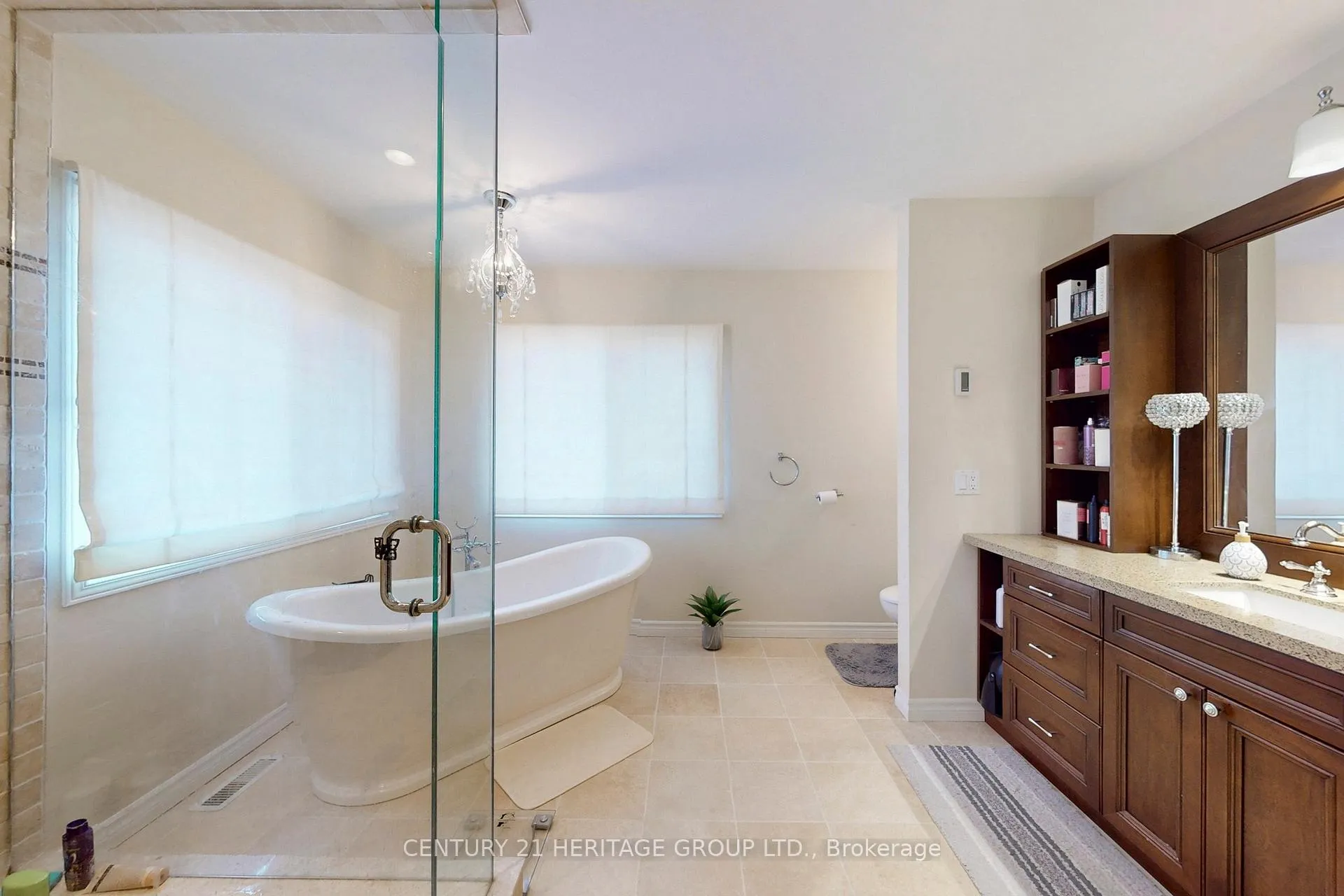 Photo 22 of 136 Cranberry Lane, Aurora, Aurora Highlands — HOMEH
