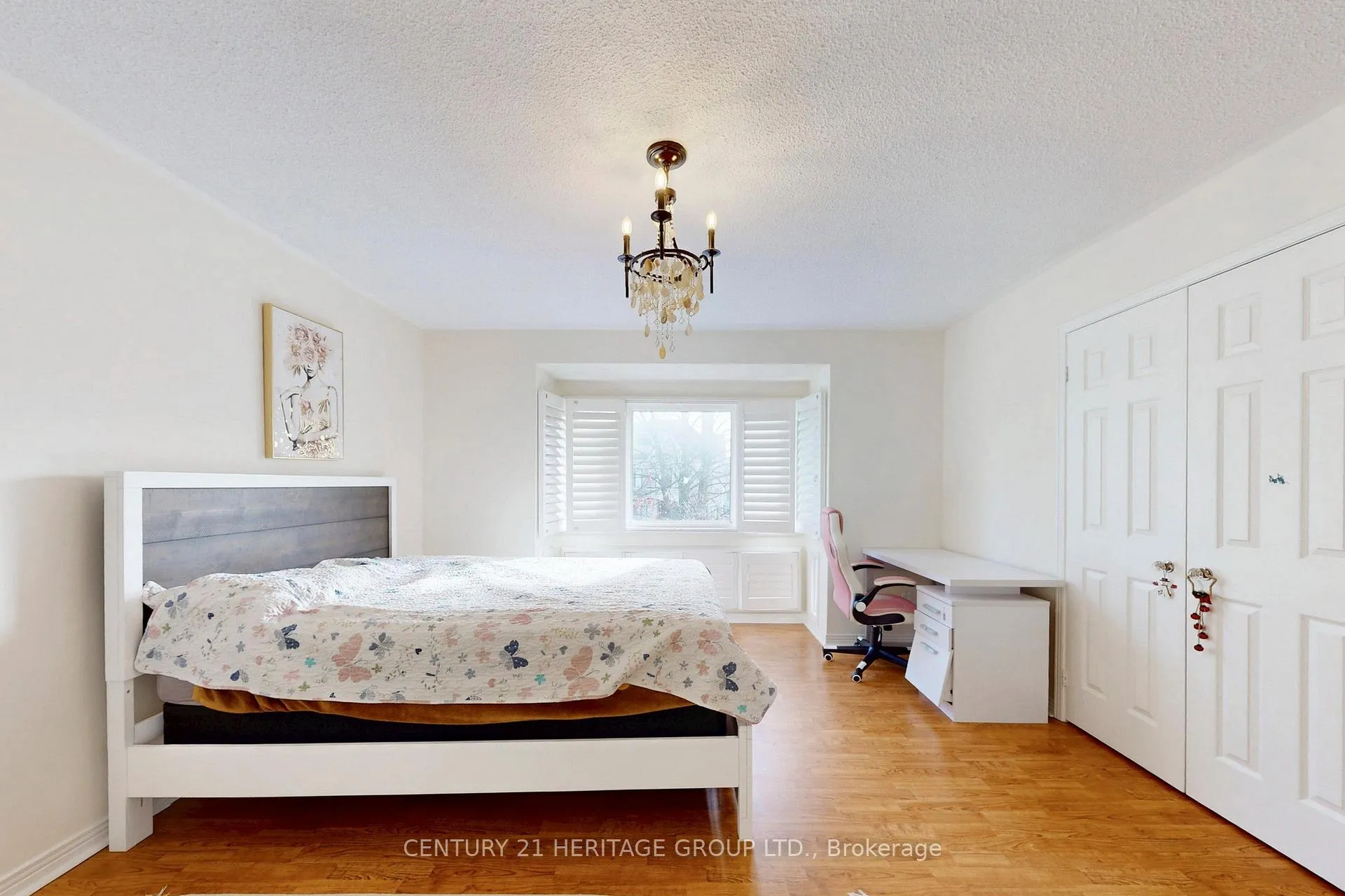 Photo 25 of 136 Cranberry Lane, Aurora, Aurora Highlands — HOMEH