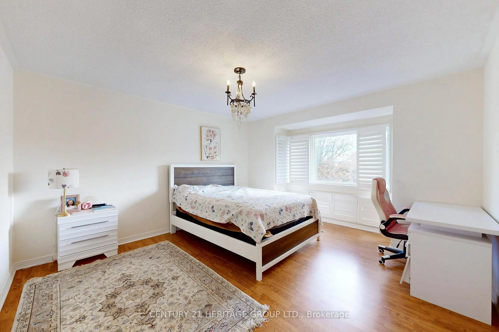 Photo 26 of 136 Cranberry Lane, Aurora, Aurora Highlands — HOMEH