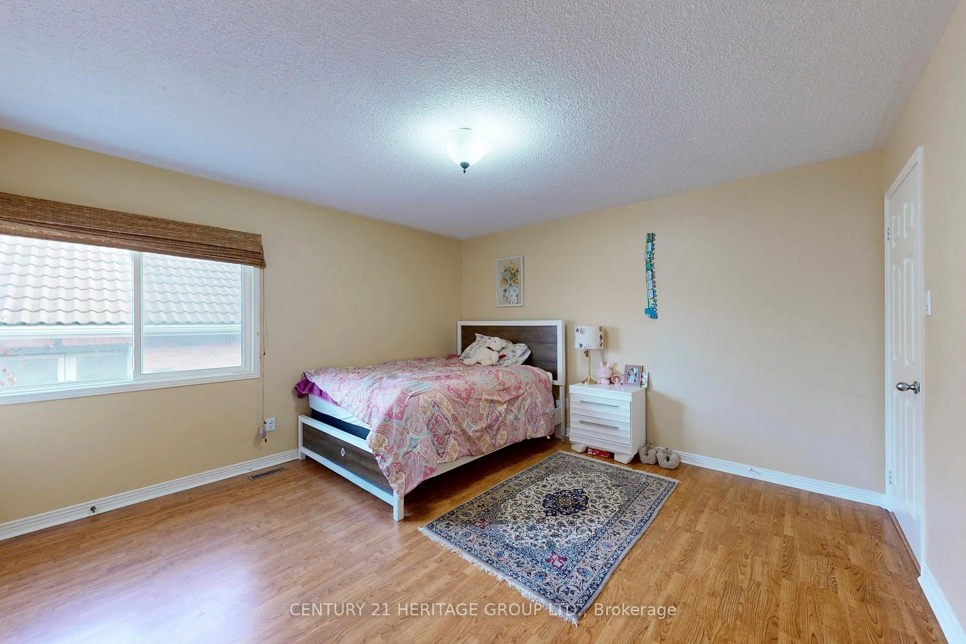 Photo 30 of 136 Cranberry Lane, Aurora, Aurora Highlands — HOMEH