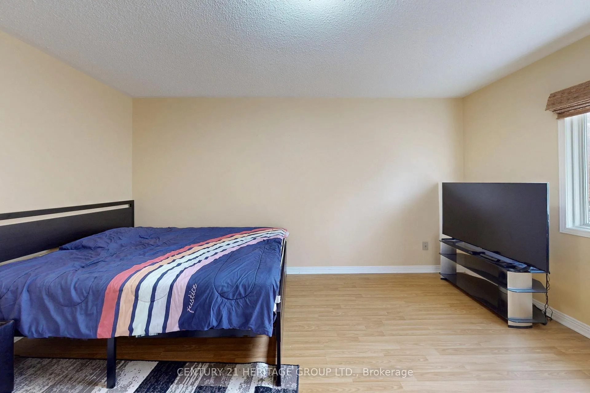 Photo 32 of 136 Cranberry Lane, Aurora, Aurora Highlands — HOMEH