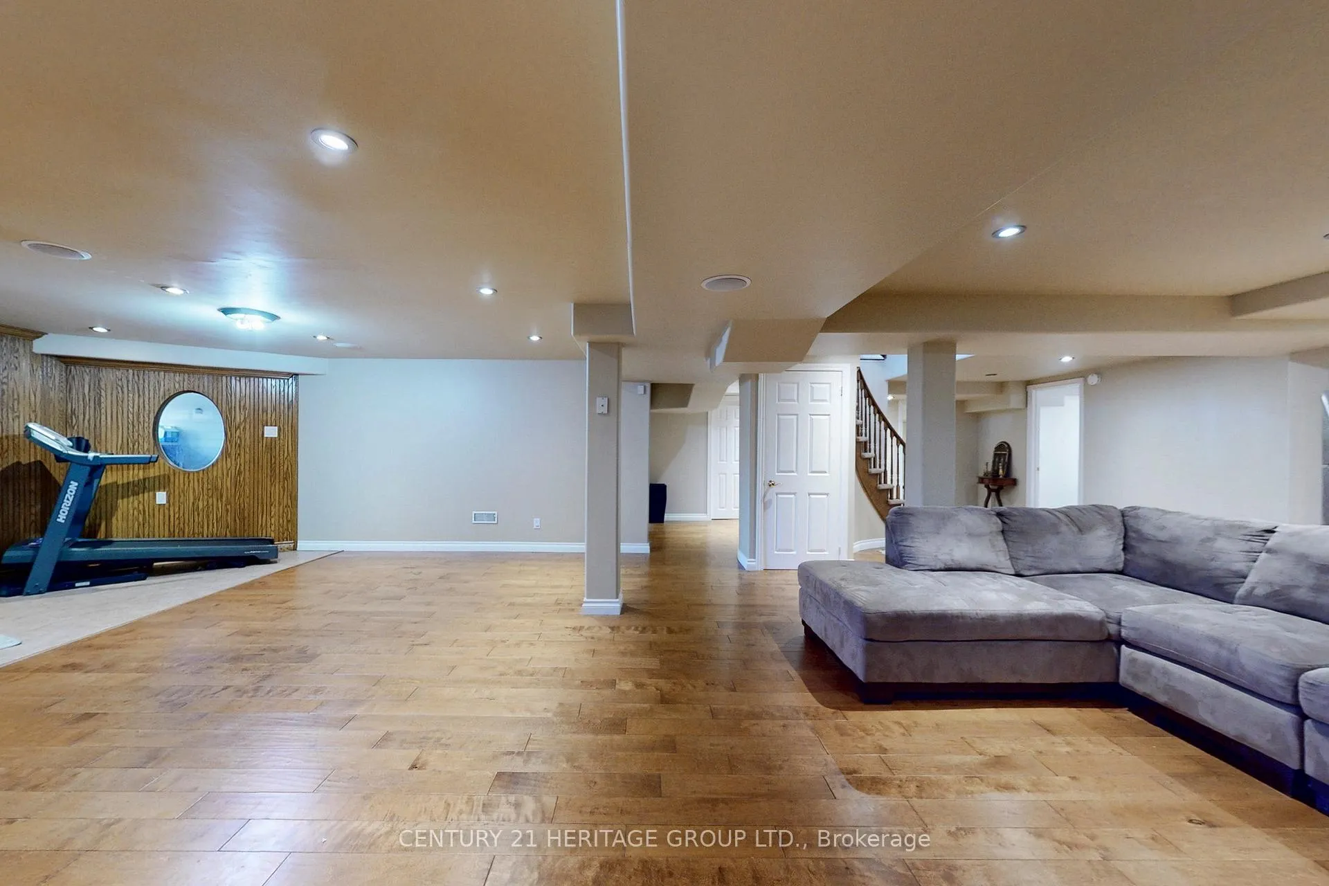 Photo 36 of 136 Cranberry Lane, Aurora, Aurora Highlands — HOMEH