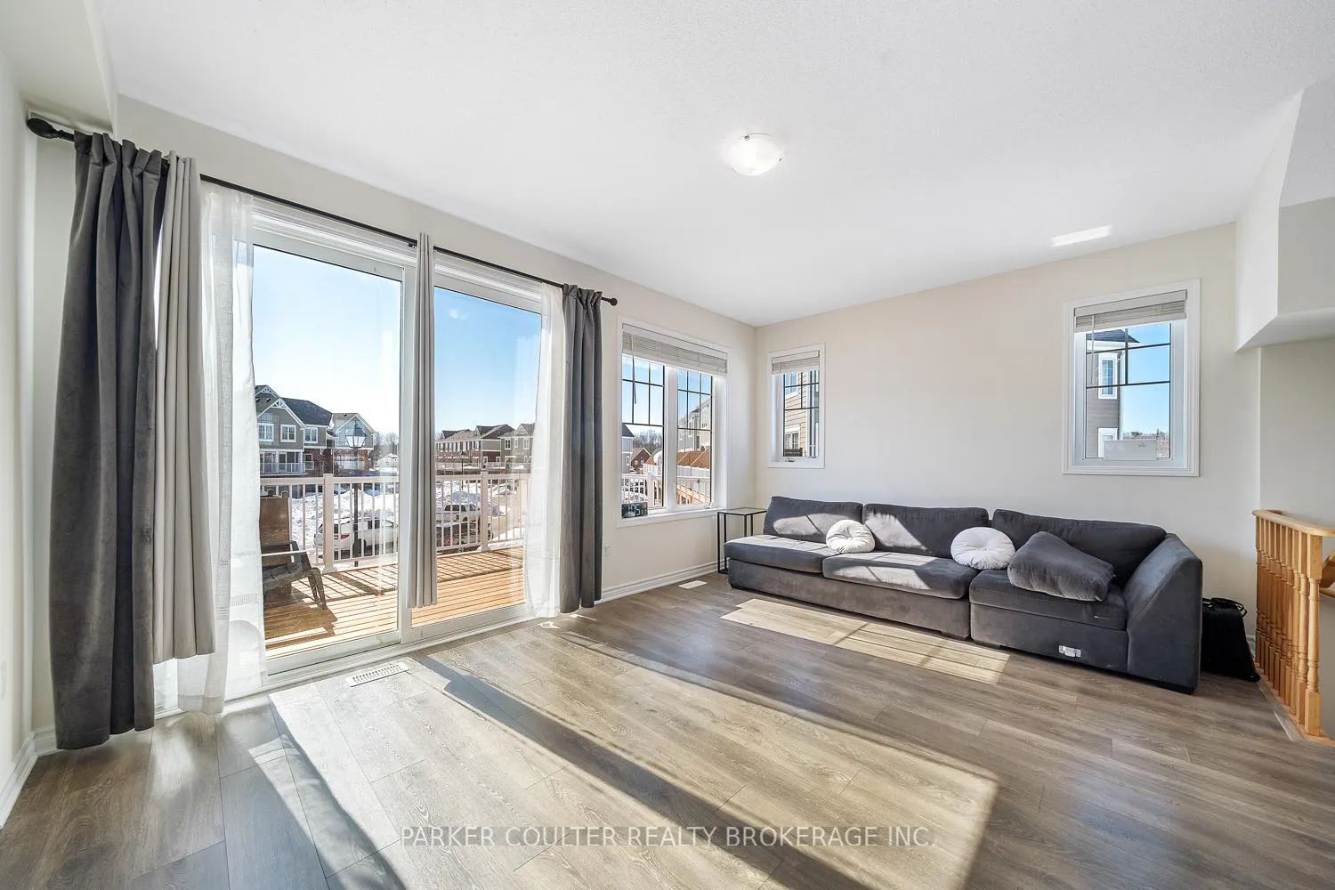 Photo 12 of 49 Surf Drive, Wasaga Beach — HOMEH