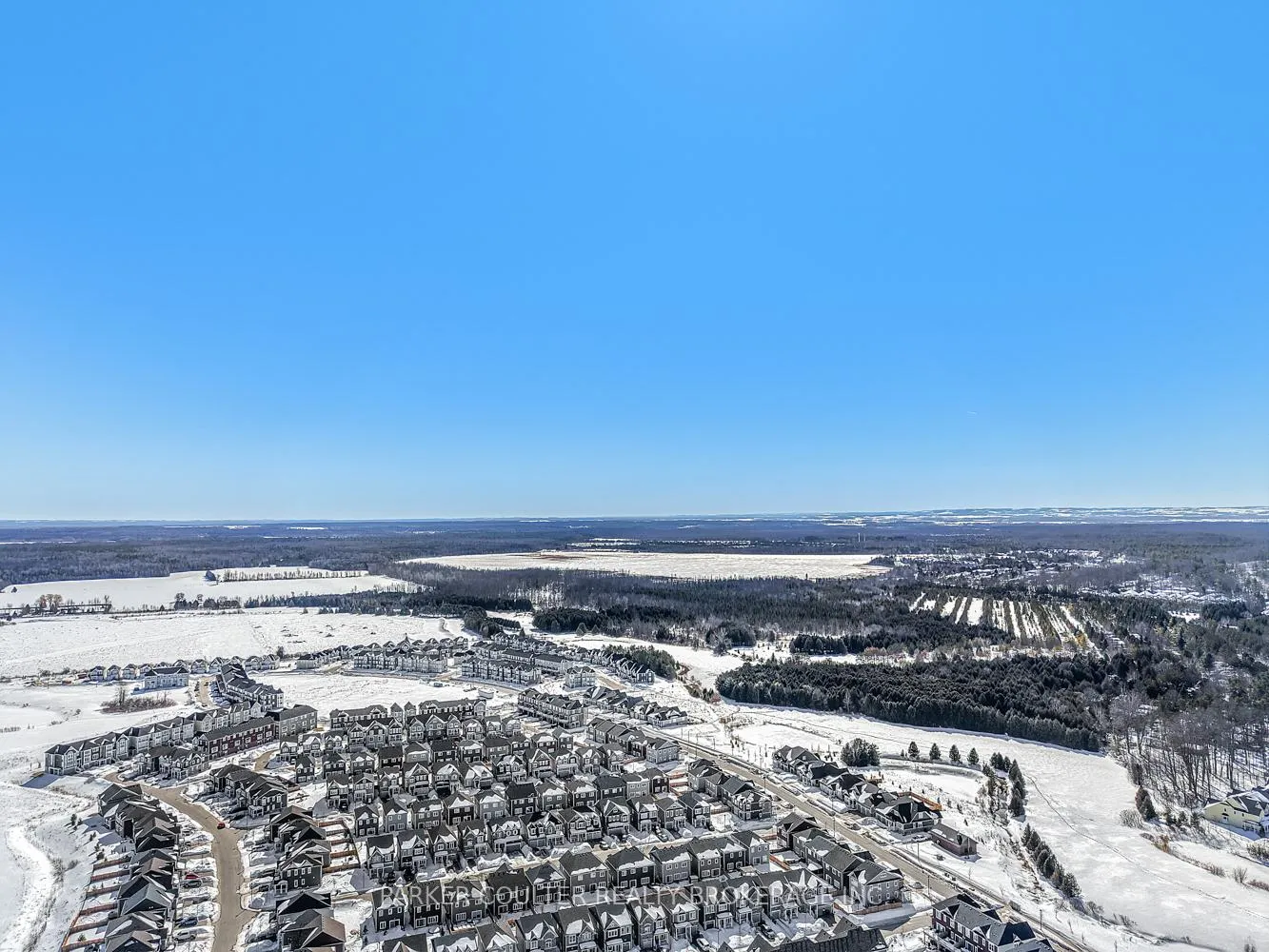 Photo 36 of 49 Surf Drive, Wasaga Beach — HOMEH