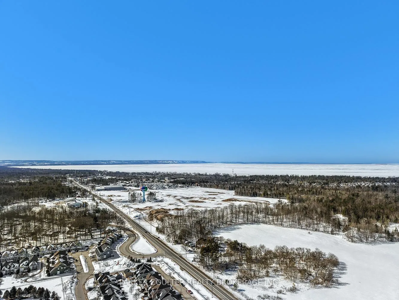 Photo 37 of 49 Surf Drive, Wasaga Beach — HOMEH