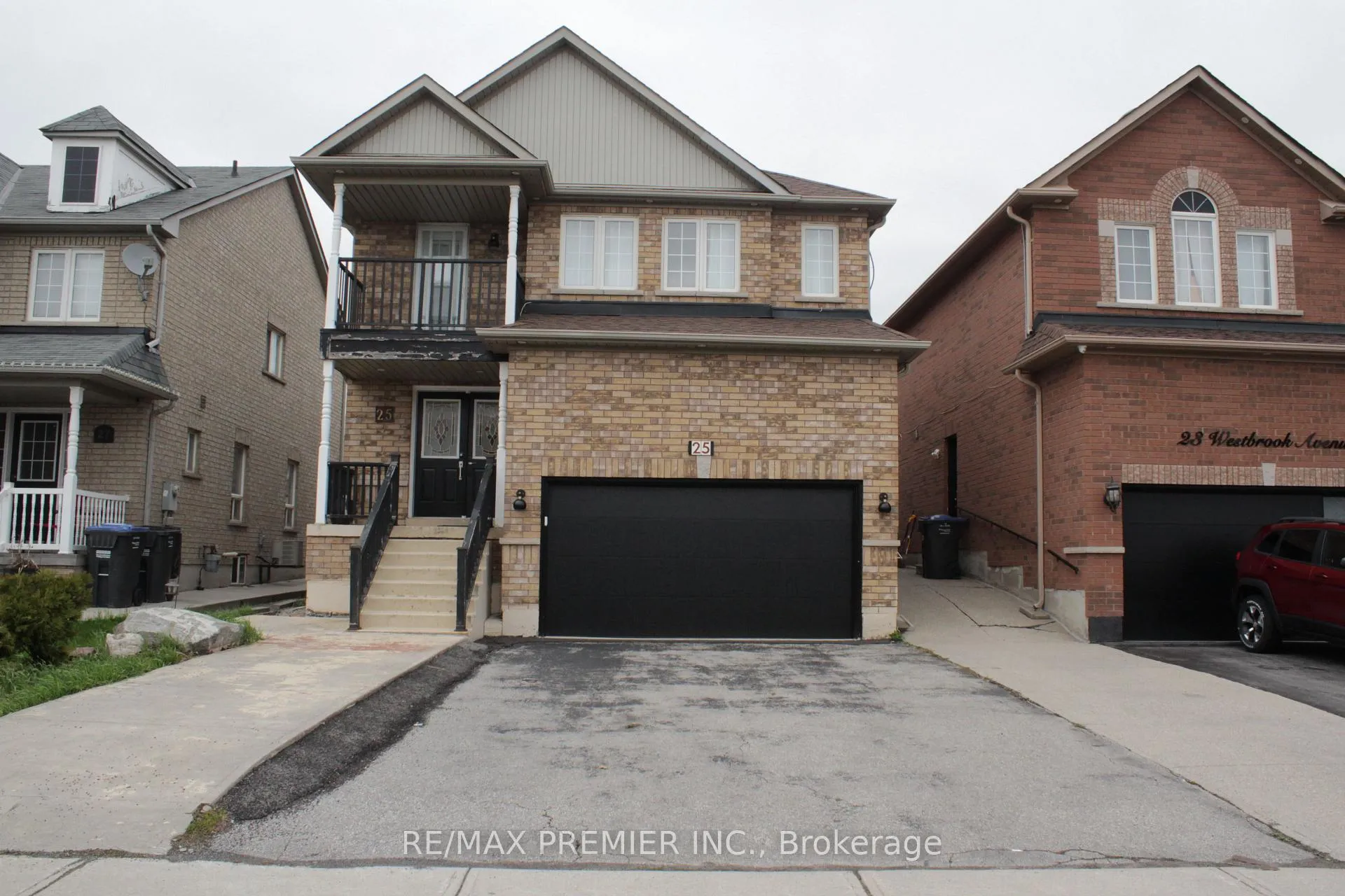Photo 2 of Unit A, 25 Westbrook Avenue, Brampton, Bram East — HOMEH