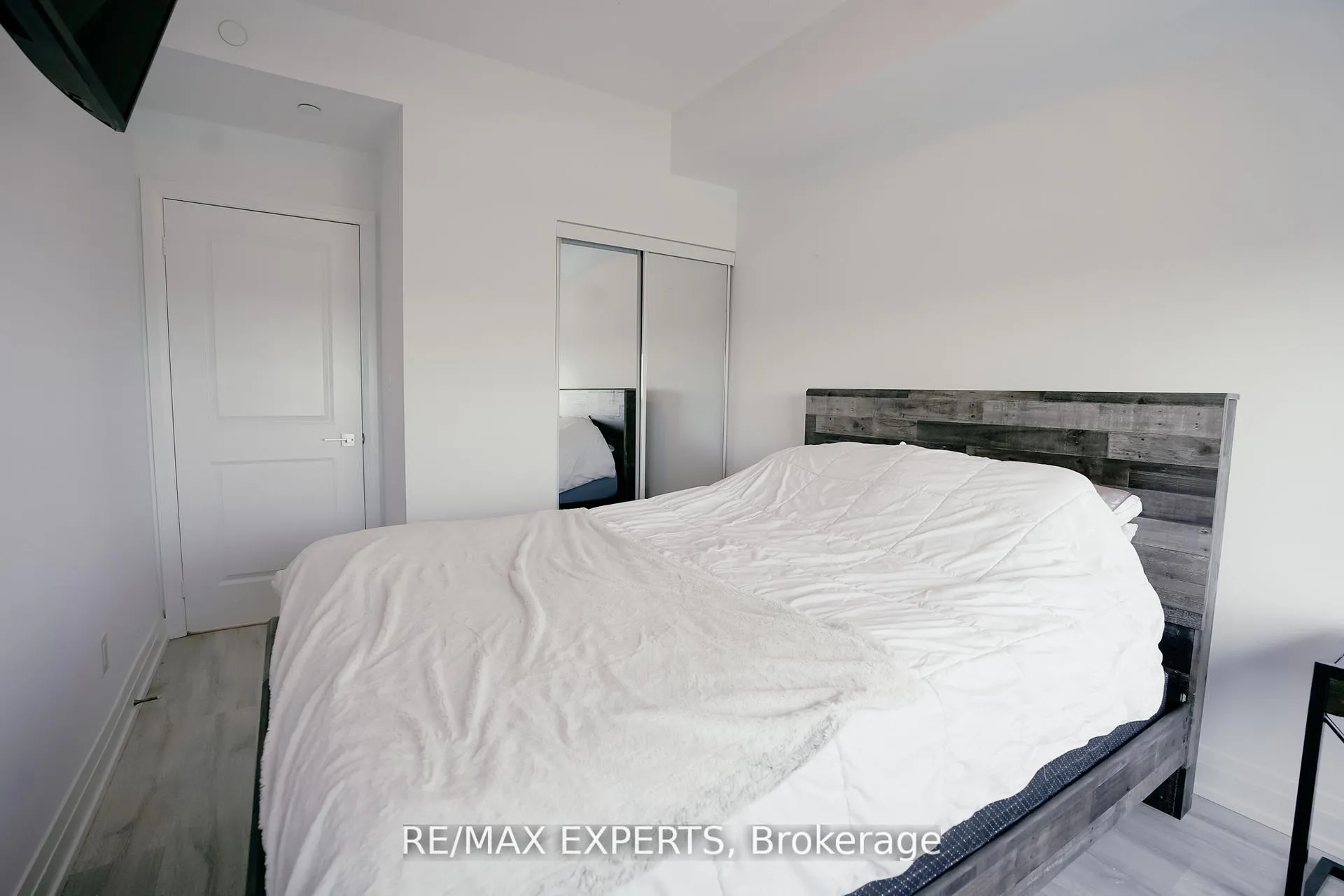 Photo 16 of Unit 1005, 3700 Highway 7, Vaughan, East Woodbridge — HOMEH