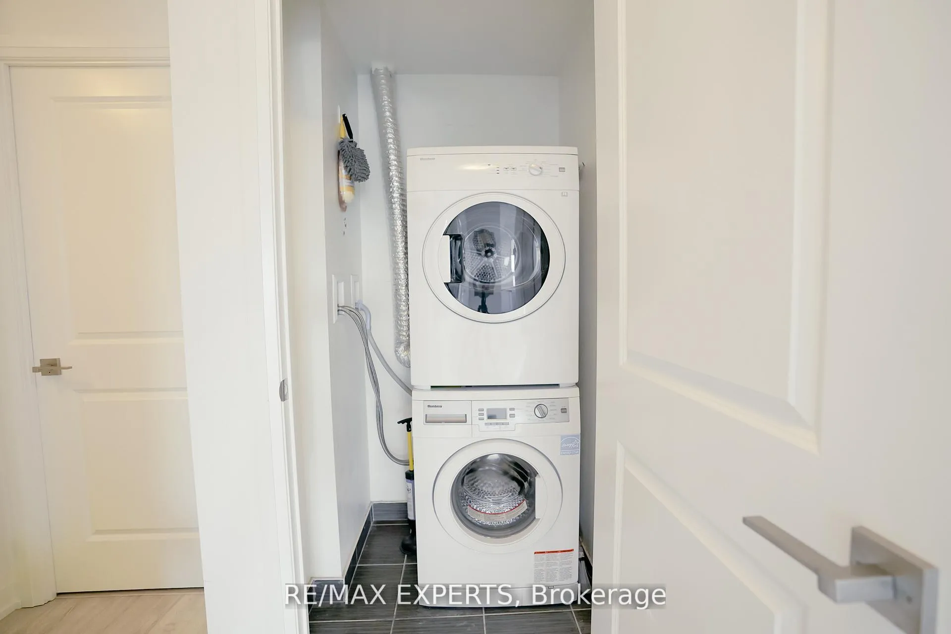 Photo 19 of Unit 1005, 3700 Highway 7, Vaughan, East Woodbridge — HOMEH