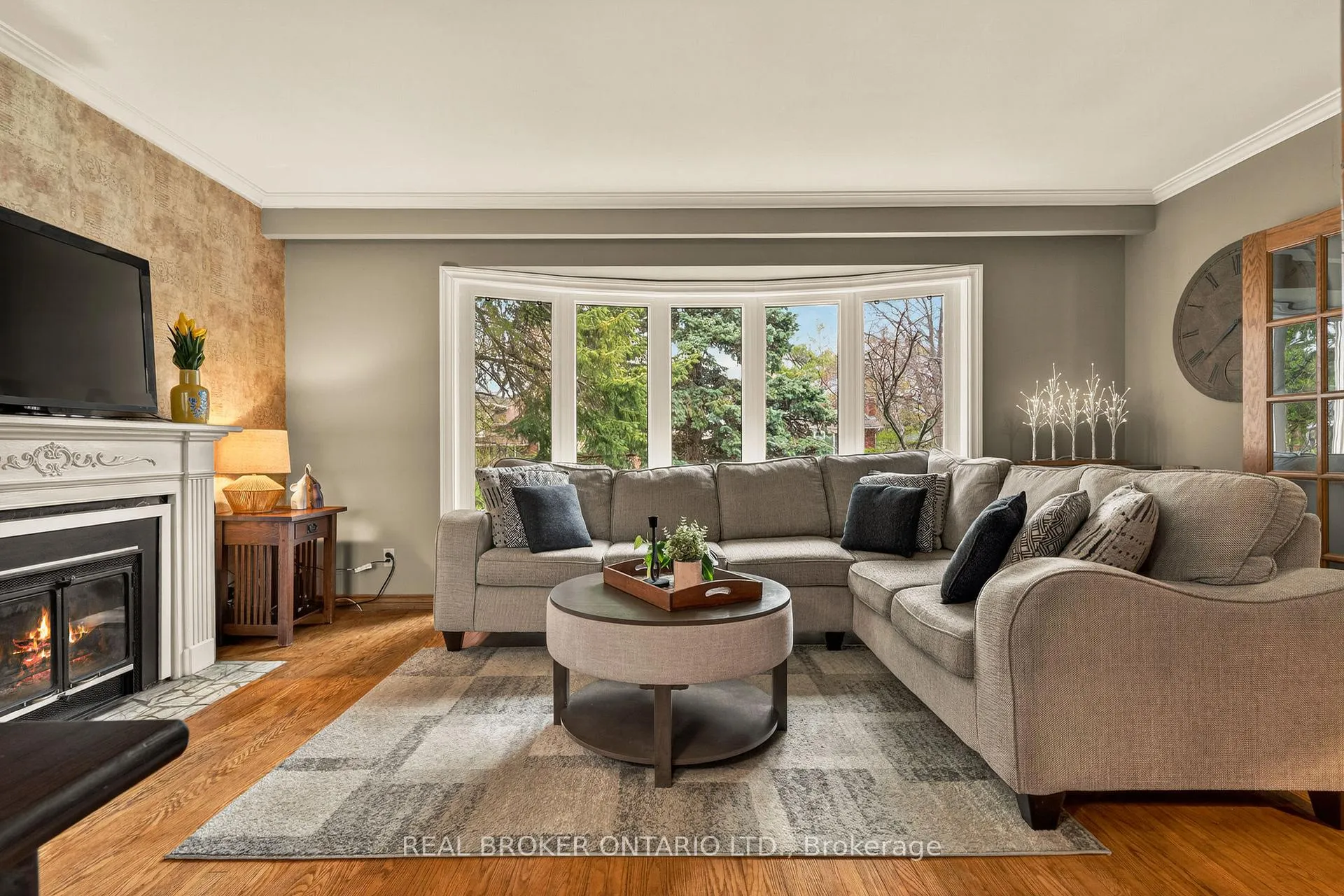 Photo 4 of 5119 Cherryhill Crescent, Burlington, Appleby — HOMEH