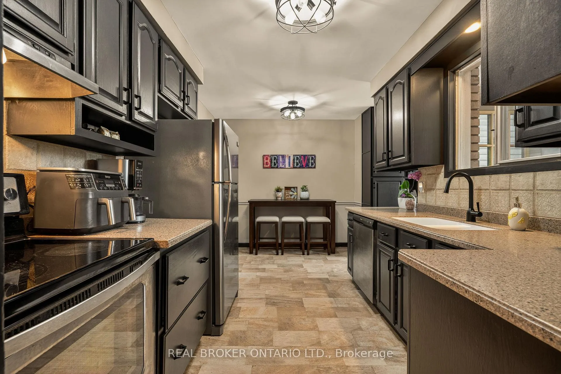 Photo 8 of 5119 Cherryhill Crescent, Burlington, Appleby — HOMEH