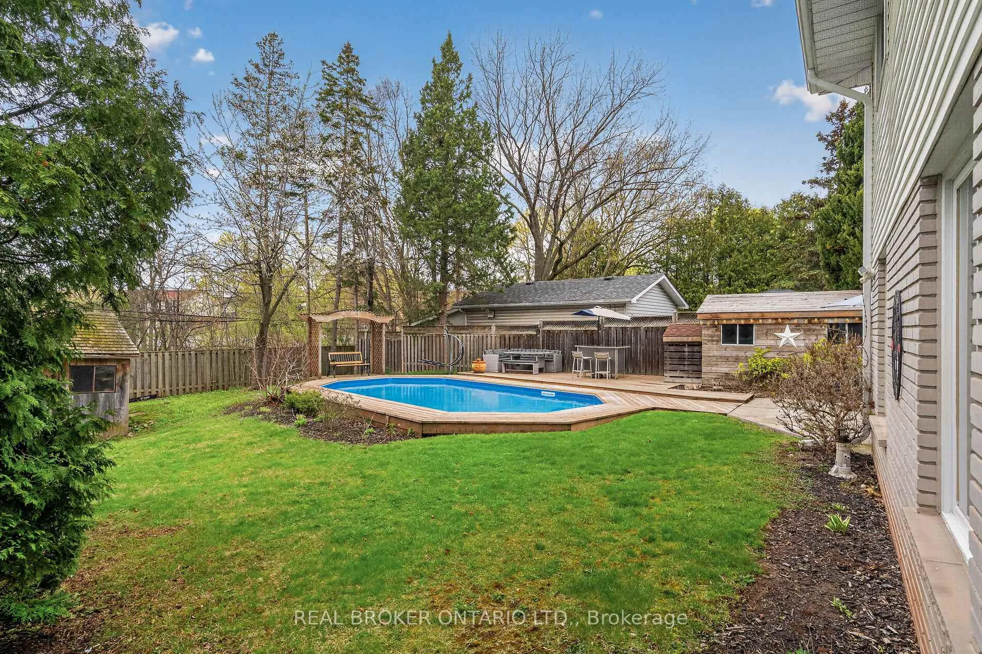 Photo 48 of 5119 Cherryhill Crescent, Burlington, Appleby — HOMEH