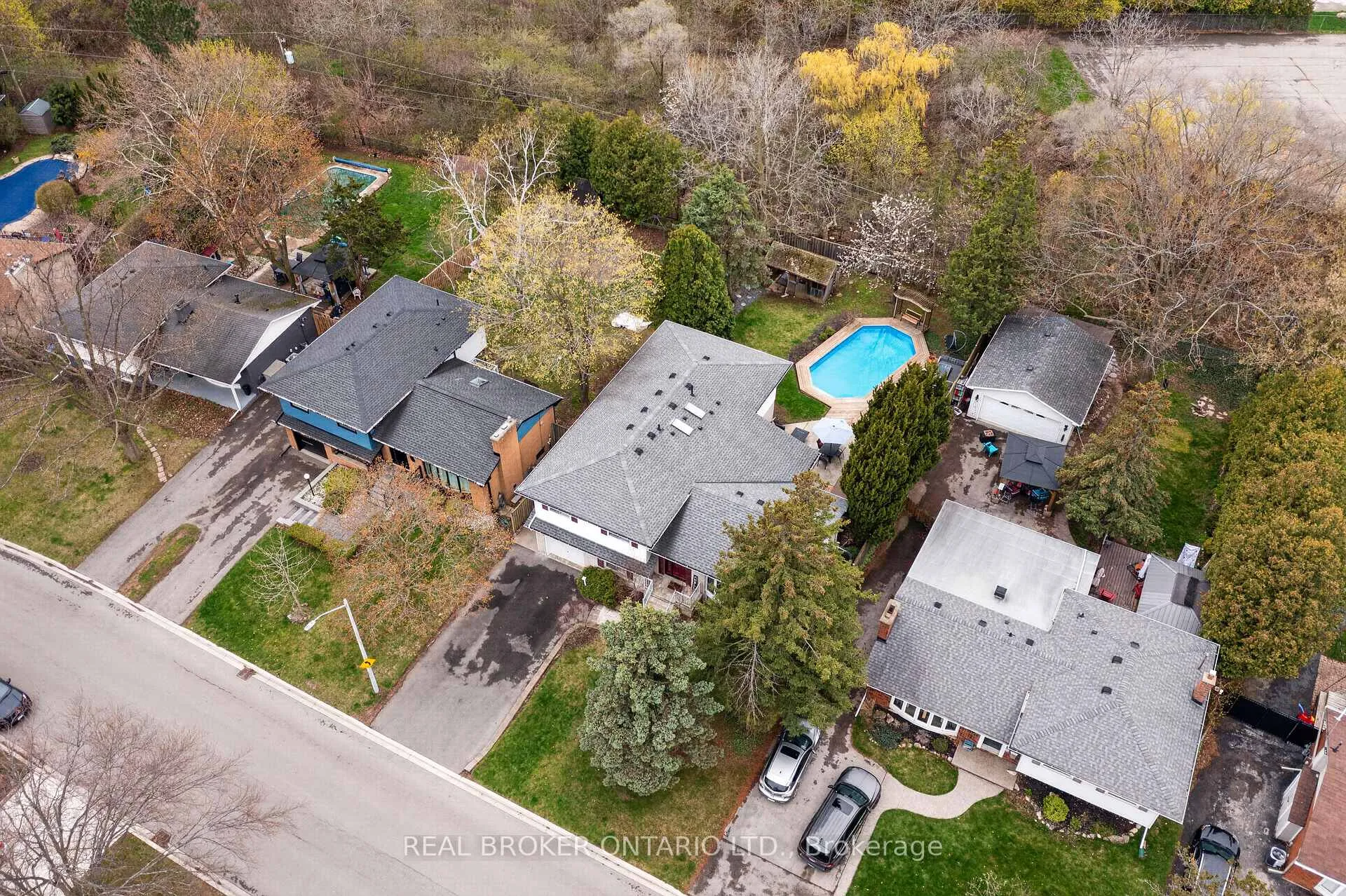 Photo 49 of 5119 Cherryhill Crescent, Burlington, Appleby — HOMEH