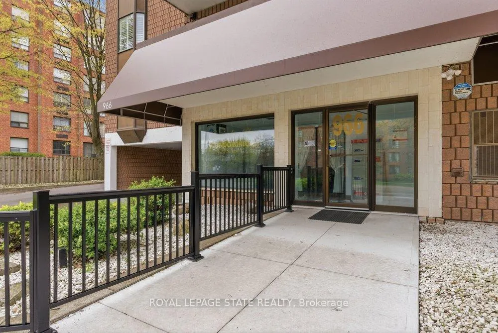 Photo 2 of Unit 302, 966 Queenston Road, Hamilton, Stoney Creek — HOMEH