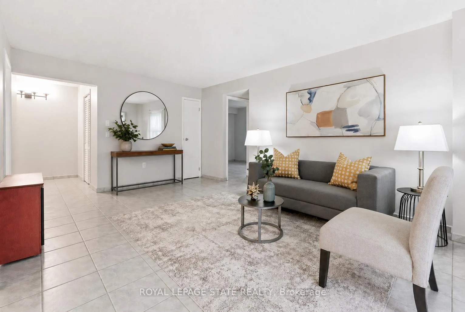 Photo 3 of Unit 302, 966 Queenston Road, Hamilton, Stoney Creek — HOMEH