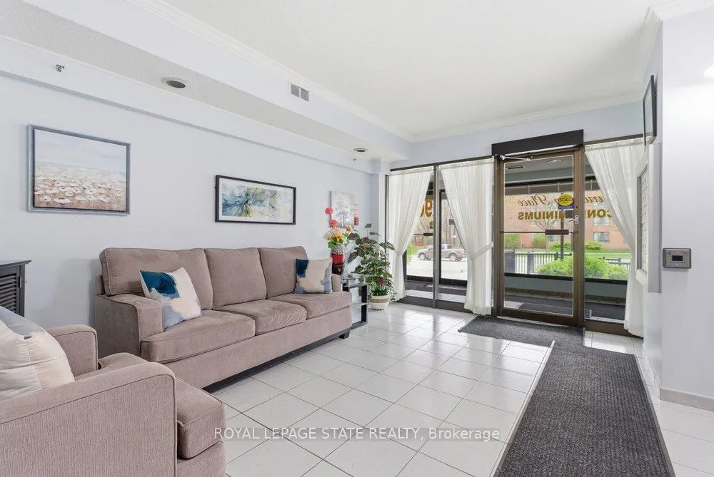 Photo 16 of Unit 302, 966 Queenston Road, Hamilton, Stoney Creek — HOMEH