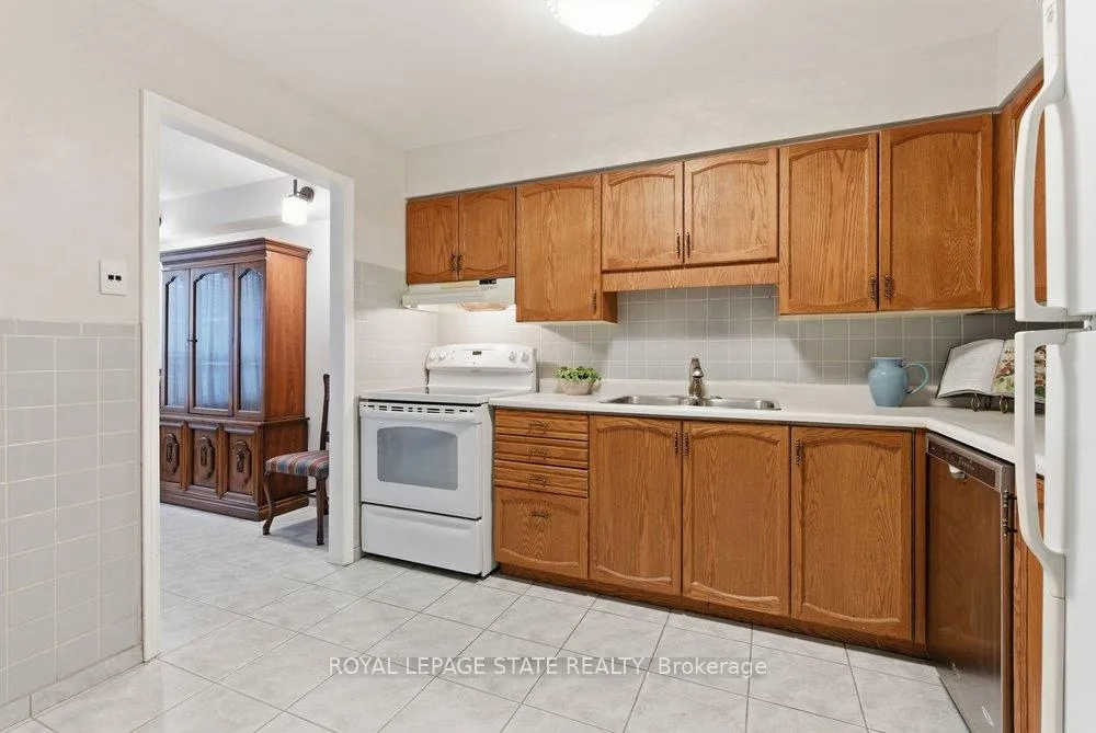 Photo 22 of Unit 302, 966 Queenston Road, Hamilton, Stoney Creek — HOMEH