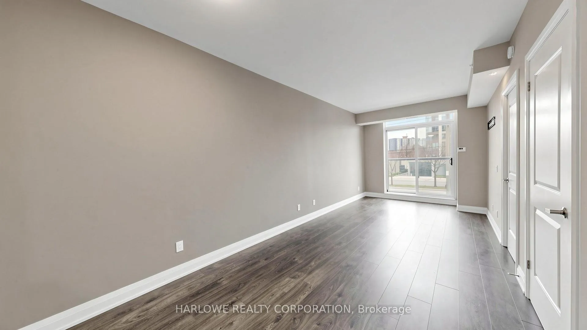 Photo 5 of Unit 207, 3655 Kingston Road, Scarborough, Scarborough Village — HOMEH