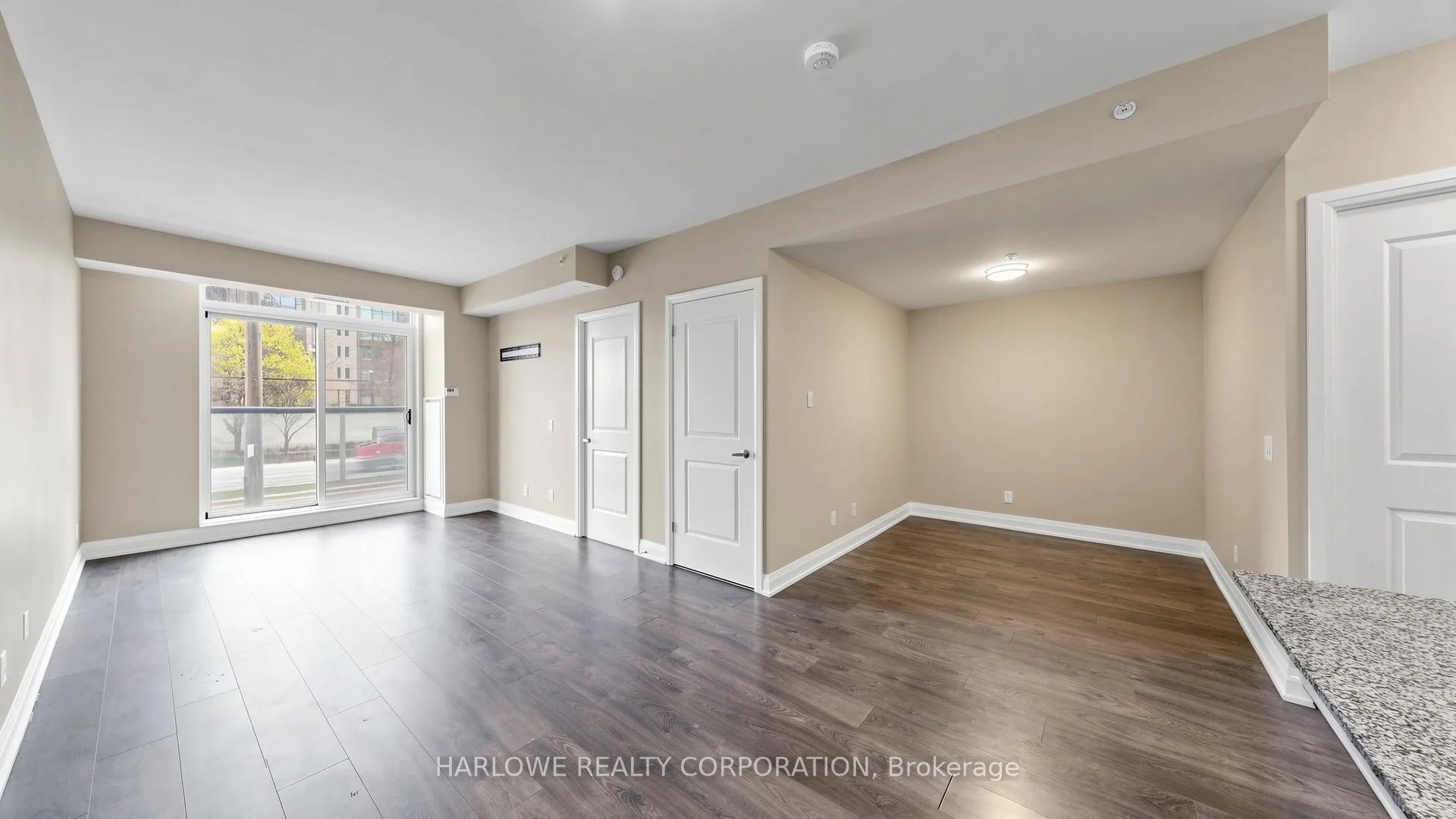 Photo 6 of Unit 207, 3655 Kingston Road, Scarborough, Scarborough Village — HOMEH