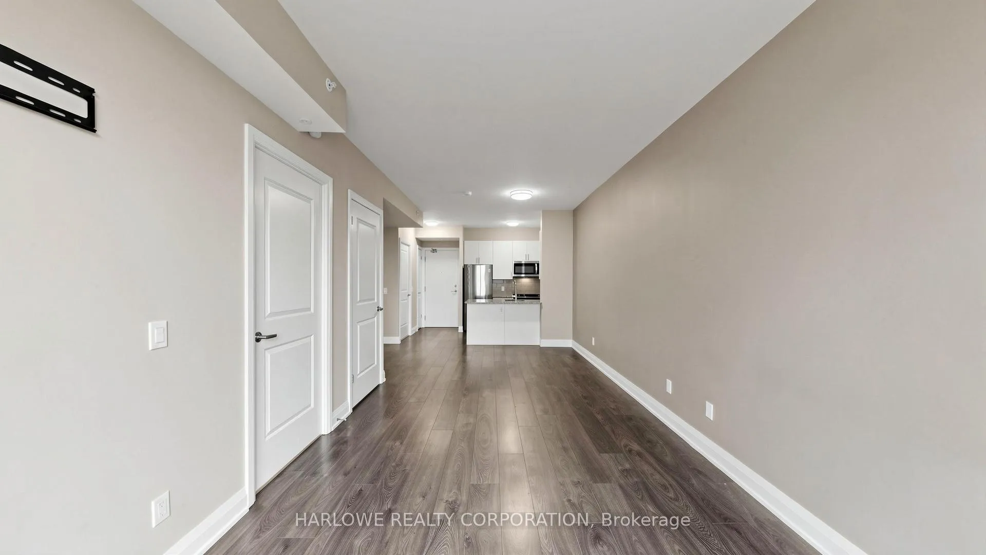 Photo 9 of Unit 207, 3655 Kingston Road, Scarborough, Scarborough Village — HOMEH
