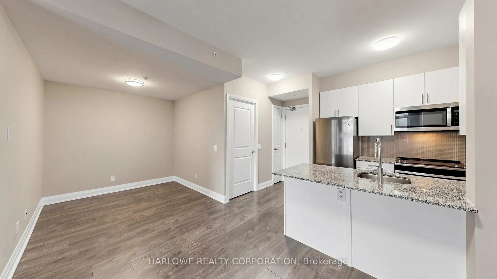 Photo 13 of Unit 207, 3655 Kingston Road, Scarborough, Scarborough Village — HOMEH