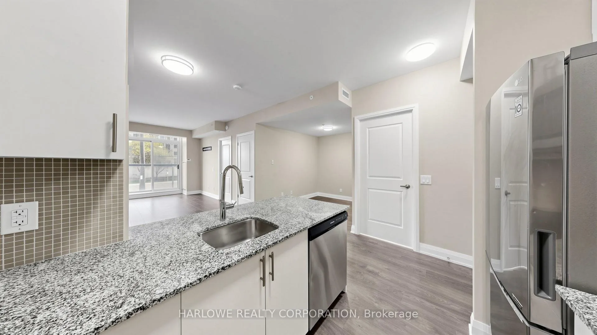 Photo 15 of Unit 207, 3655 Kingston Road, Scarborough, Scarborough Village — HOMEH