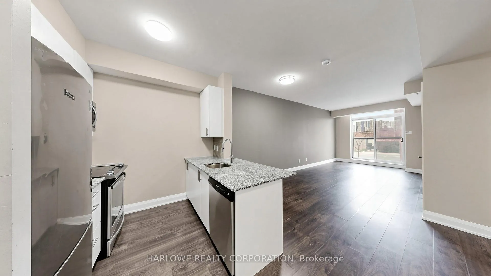 Photo 17 of Unit 207, 3655 Kingston Road, Scarborough, Scarborough Village — HOMEH