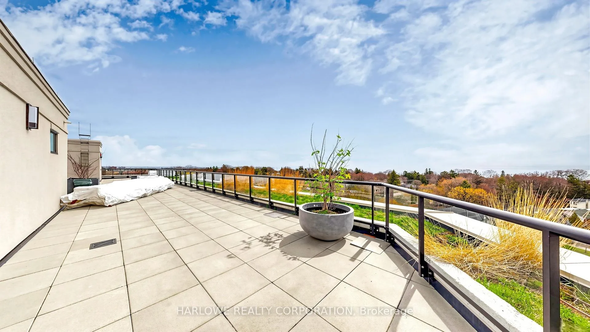 Photo 36 of Unit 207, 3655 Kingston Road, Scarborough, Scarborough Village — HOMEH