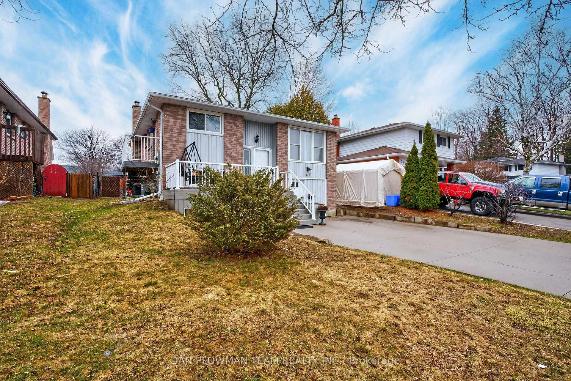 Photo 3 of 344 Kensington Crescent, Oshawa, Centennial — HOMEH