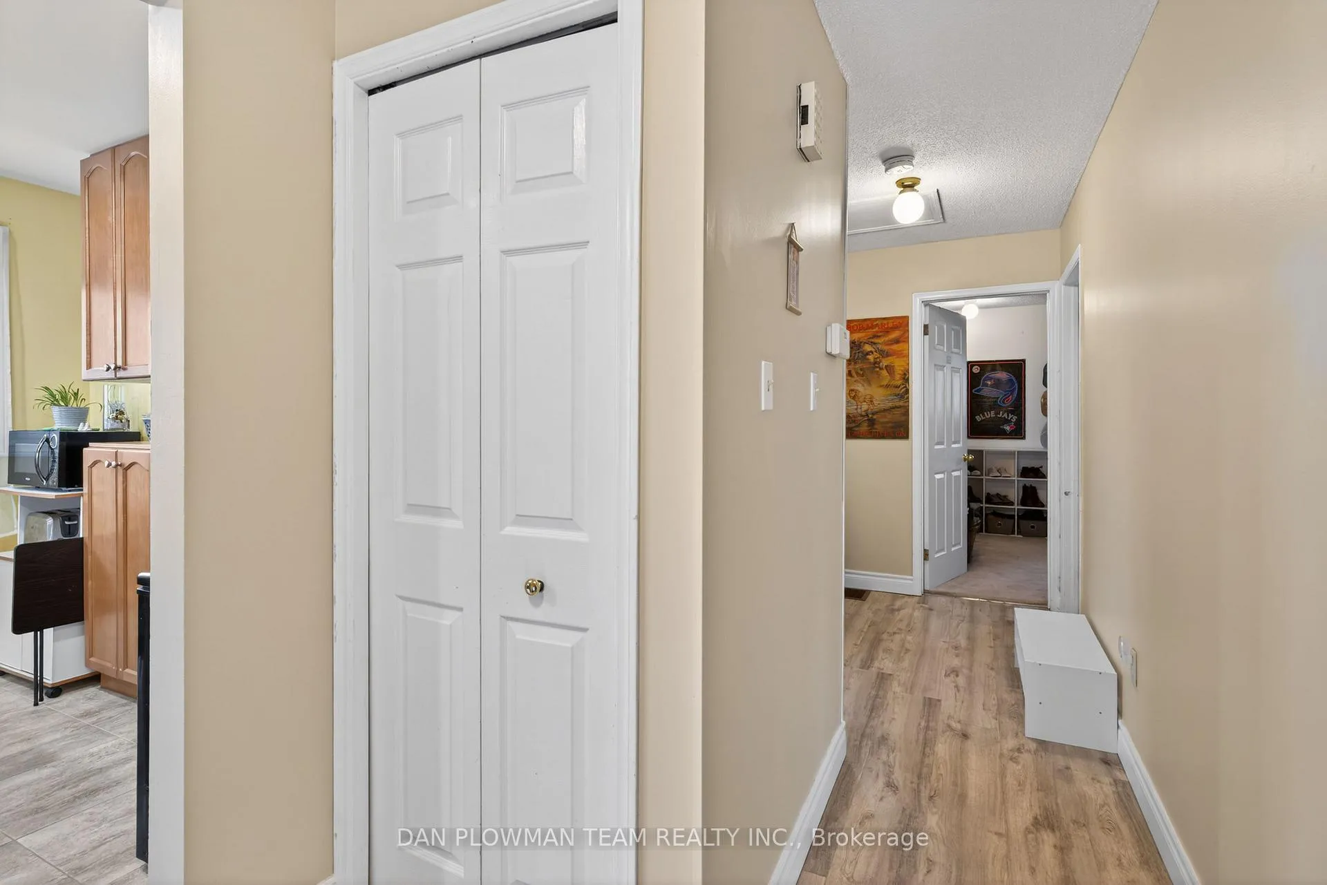 Photo 13 of 344 Kensington Crescent, Oshawa, Centennial — HOMEH