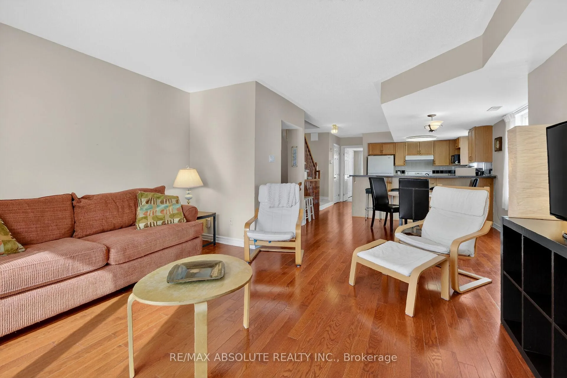 Photo 13 of 117 Tall Pines Private, Ottawa, Leslie Park — HOMEH