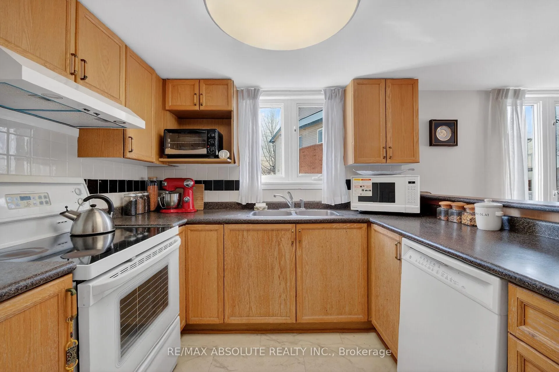 Photo 26 of 117 Tall Pines Private, Ottawa, Leslie Park — HOMEH