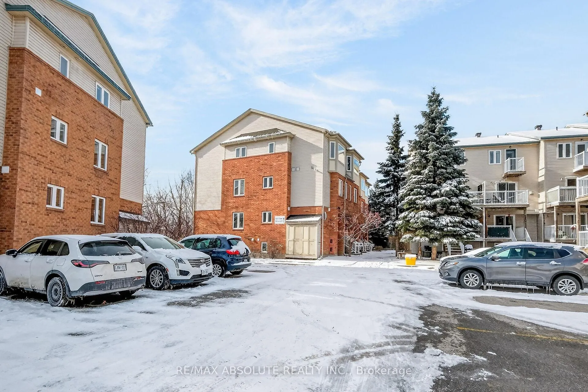 Photo 46 of 117 Tall Pines Private, Ottawa, Leslie Park — HOMEH