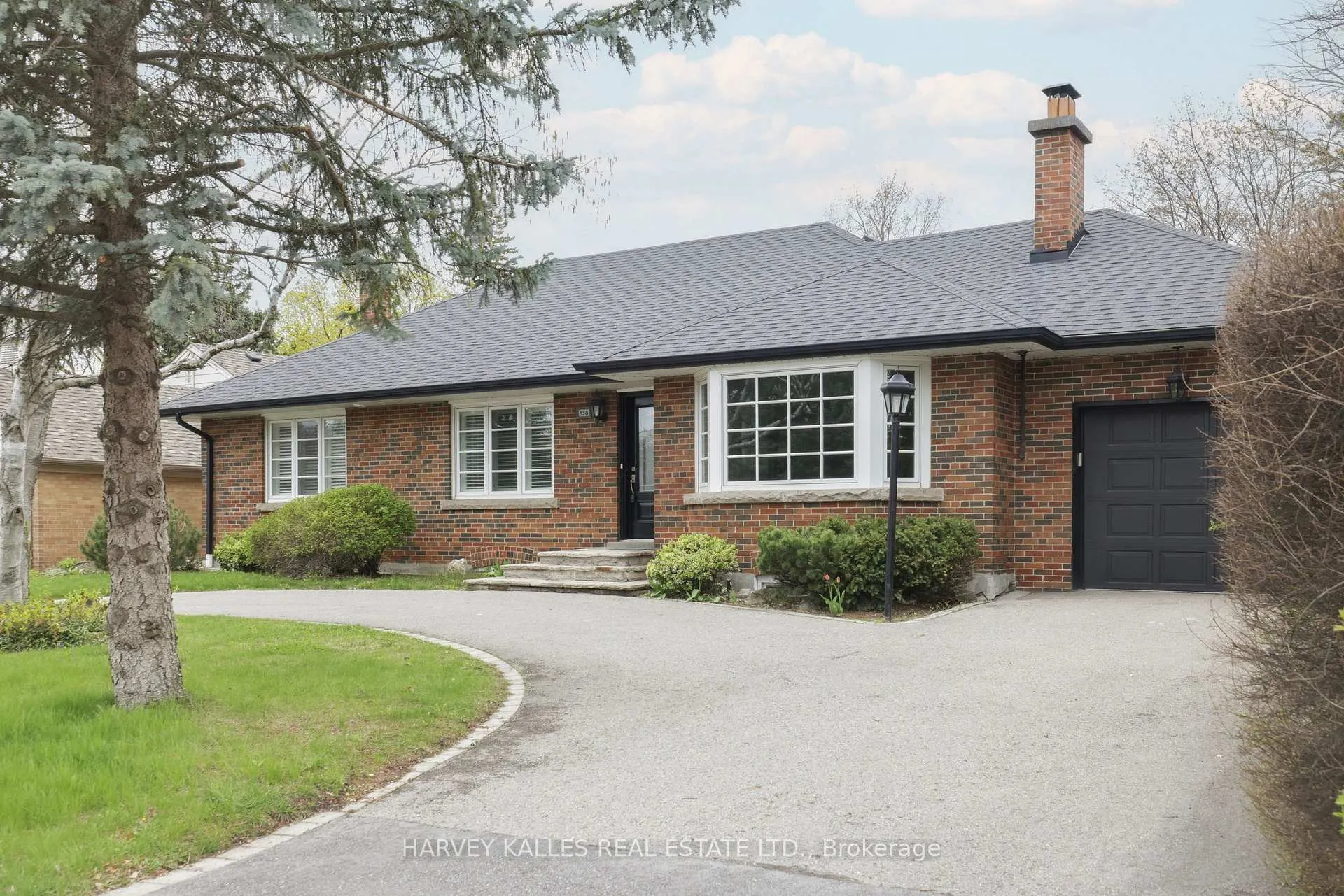 Photo of 530 Blythwood Road
