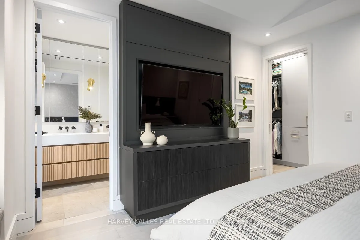 Photo 14 of 53 Castlewood Road, Toronto, Lawrence Park South — HOMEH