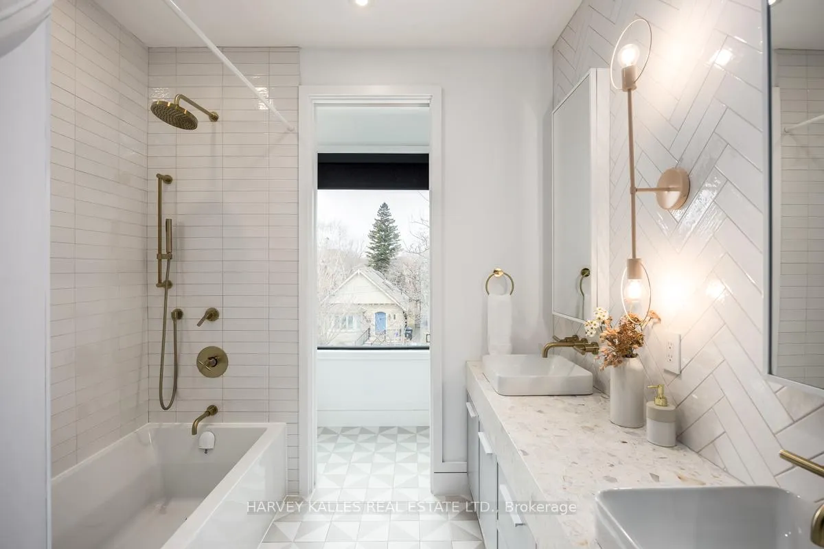 Photo 19 of 53 Castlewood Road, Toronto, Lawrence Park South — HOMEH