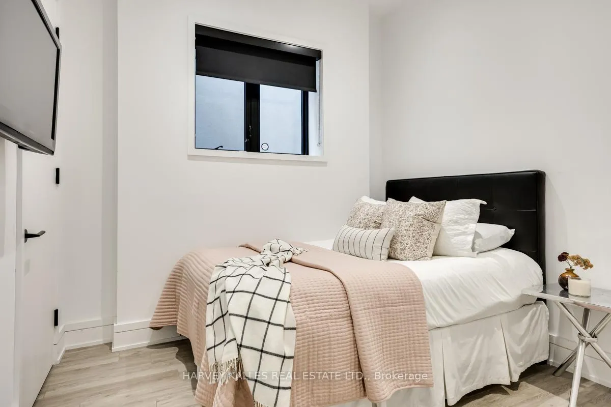 Photo 22 of 53 Castlewood Road, Toronto, Lawrence Park South — HOMEH
